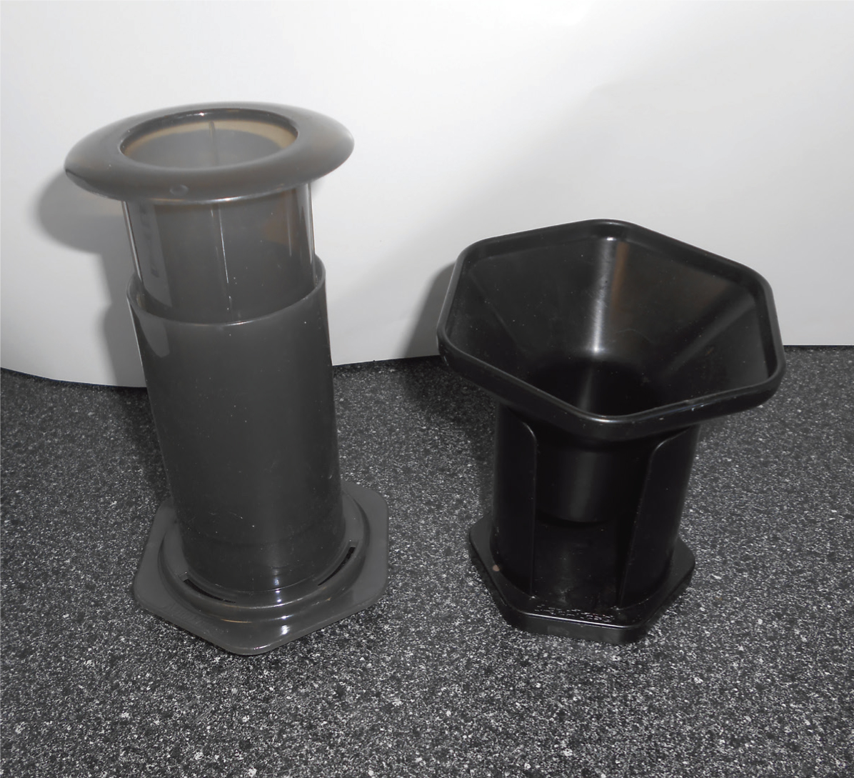 AeroPress forces water through a filter to separate the extract.